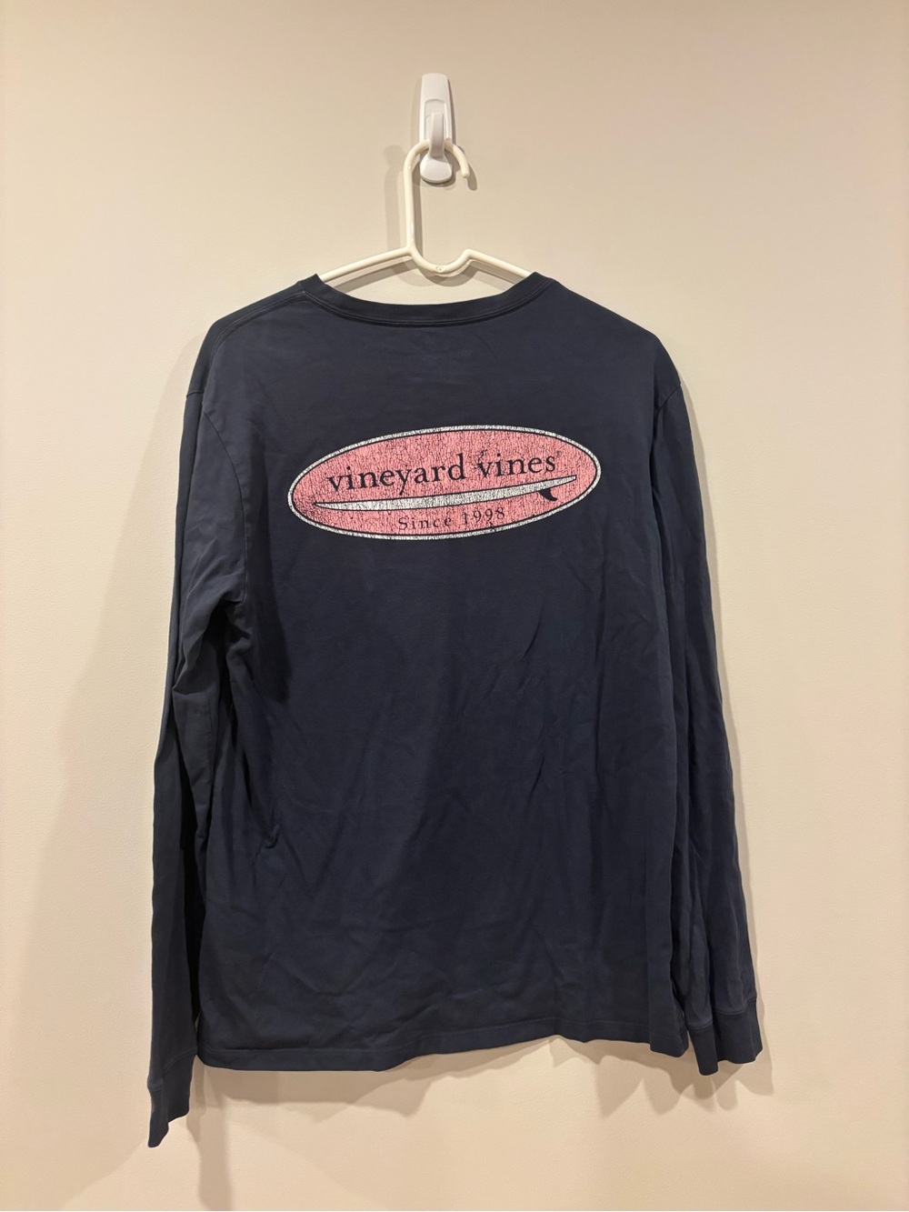 Vineyard Vines Navy Blue Long Sleeve T-Shirt Distressed Surfboard Men’s Small